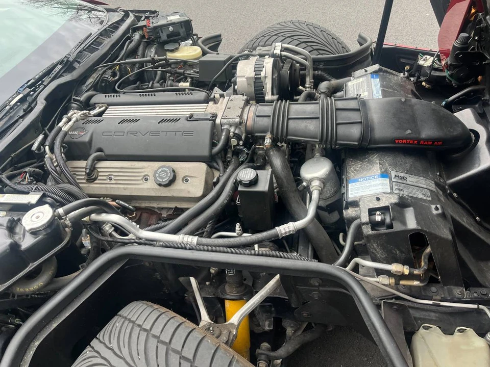 1992 Chevrolet Corvette C4 - Image 16 of 24