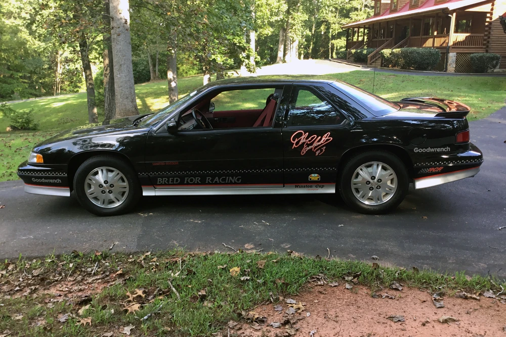 1992 Chevrolet Lumina - Image 2 of 5