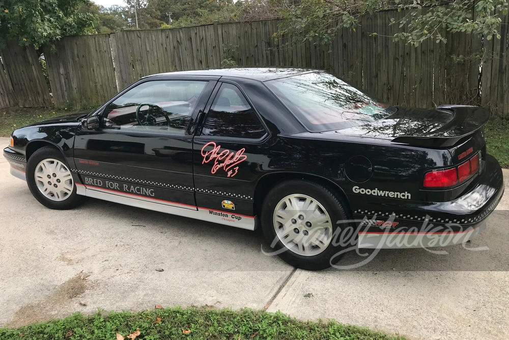 1992 Chevrolet Lumina - Image 9 of 10