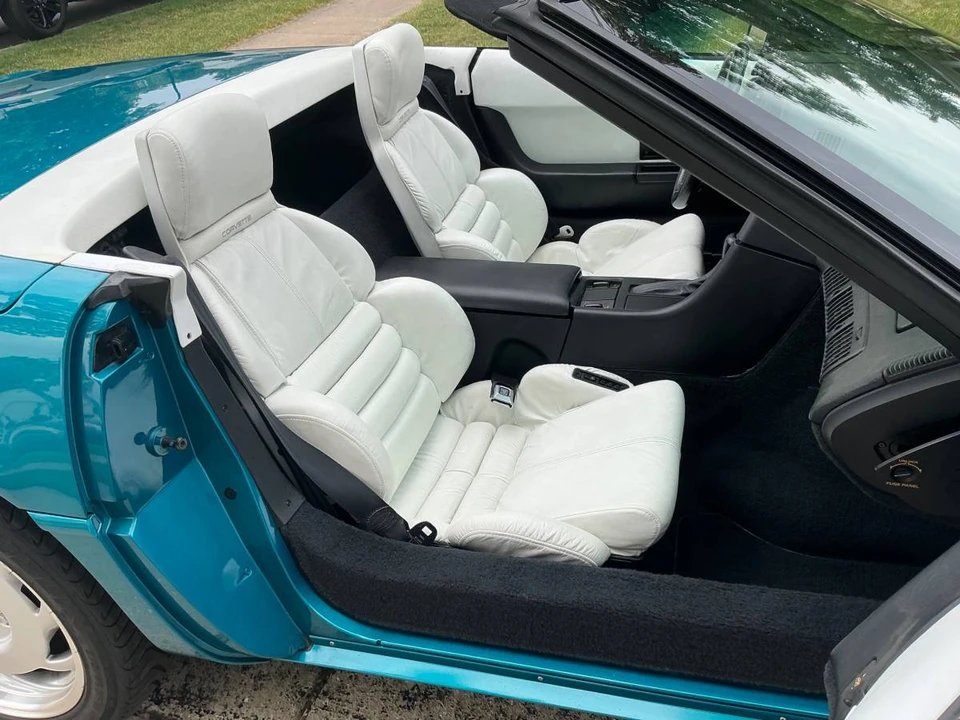1992 Chevrolet Corvette C4 - Image 18 of 24
