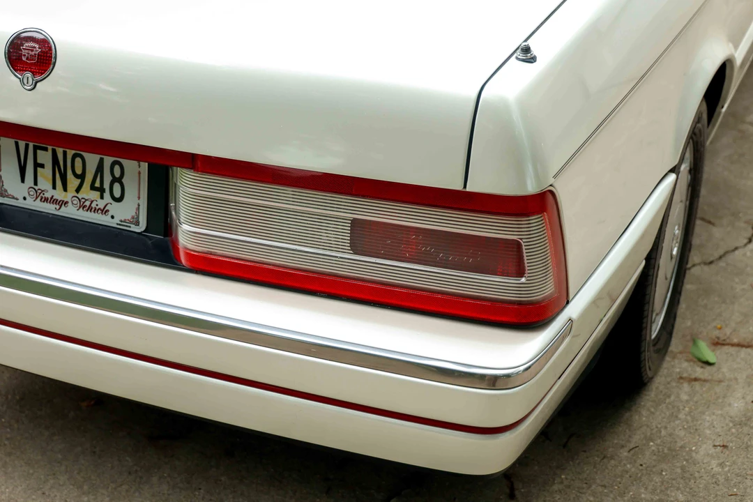 1992 Cadillac Allante - Image 26 of 31