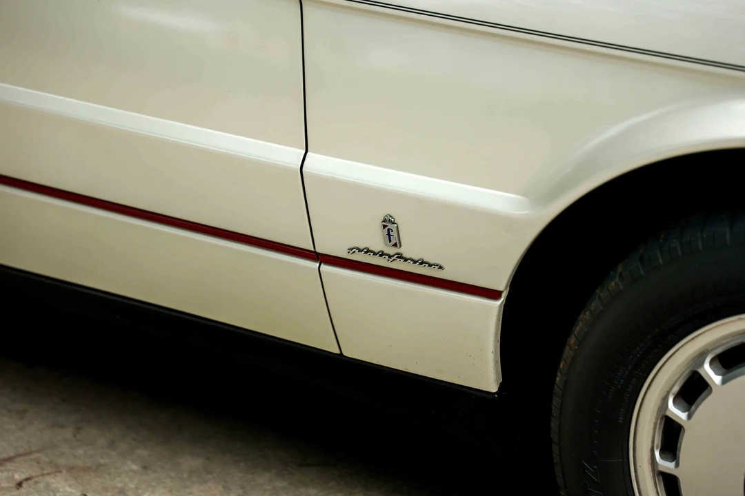 1992 Cadillac Allante - Image 19 of 31