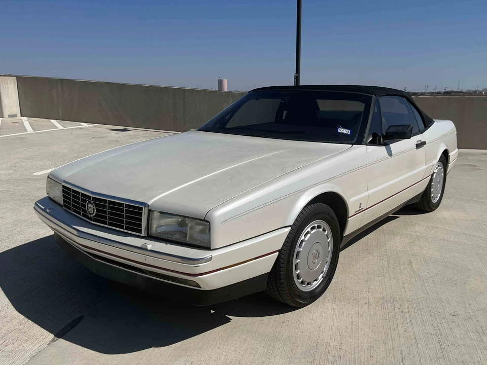 1992 Cadillac Allante - Image 9 of 31