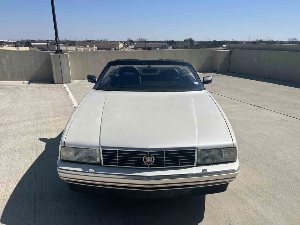 1992 Cadillac Allante - Image 2 of 31