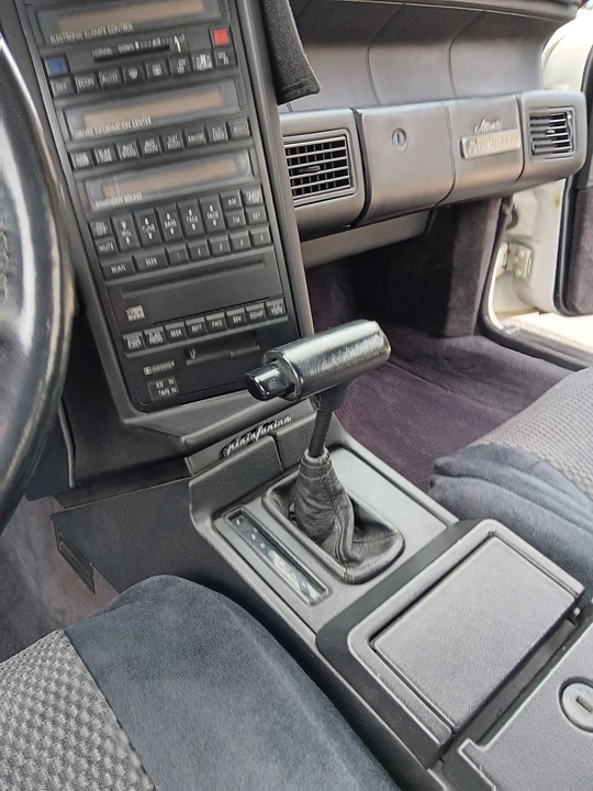 1992 Cadillac Allante - Image 30 of 31