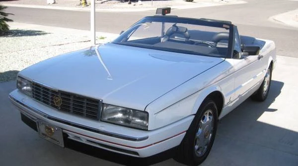 1992 Cadillac Allante - Image 11 of 31