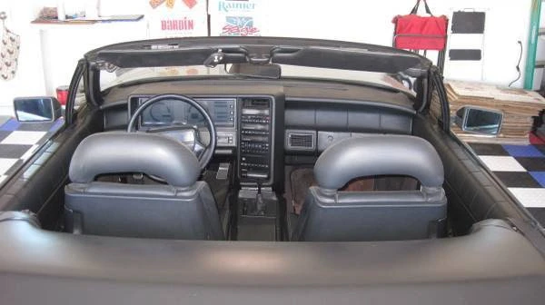 1992 Cadillac Allante - Image 21 of 31