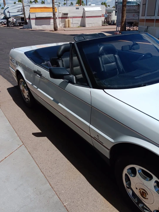1992 Cadillac Allante - Image 17 of 31