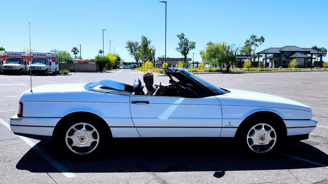 1992 Cadillac Allante - Image 13 of 31