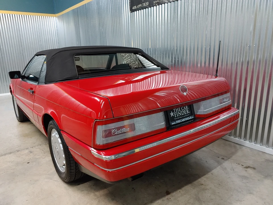 1992 Cadillac Allante - Image 30 of 31