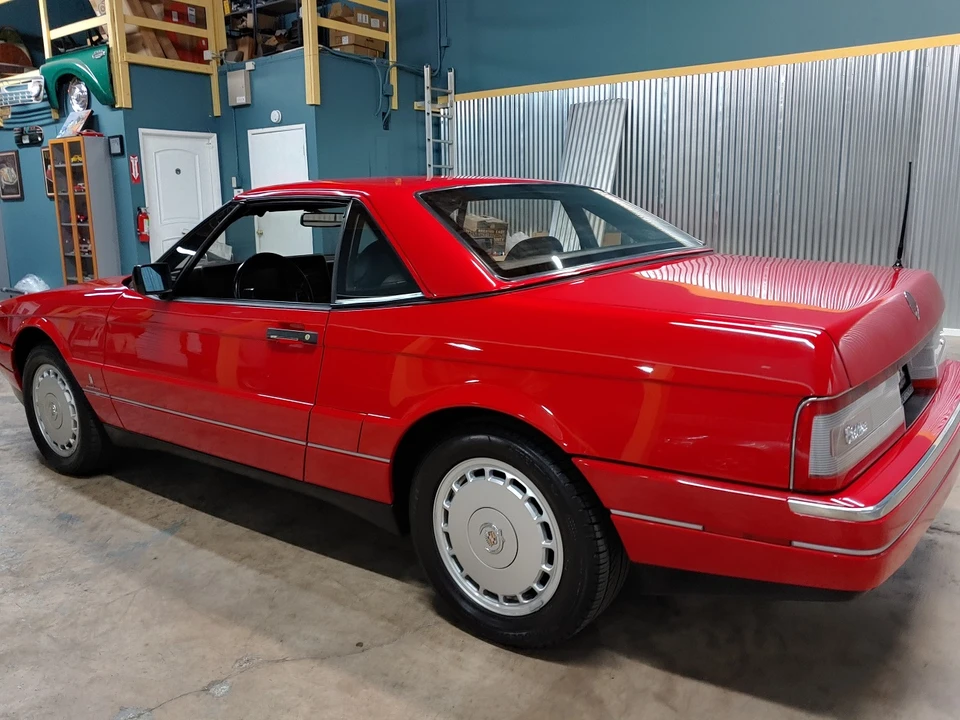 1992 Cadillac Allante - Image 27 of 31