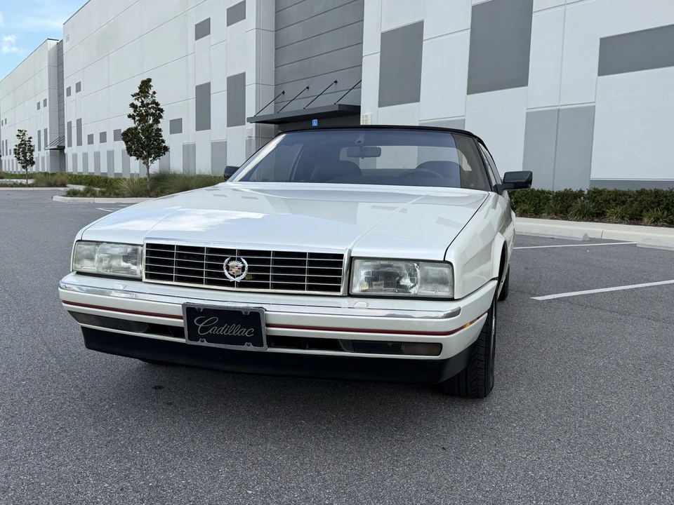 1992 Cadillac Allante - Image 18 of 31