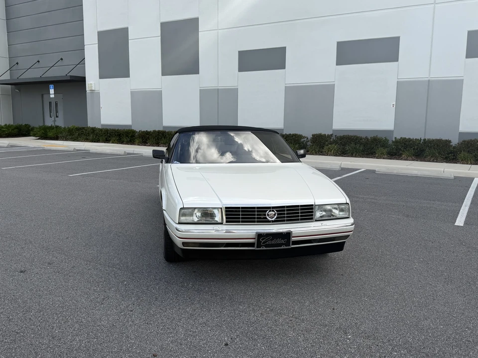 1992 Cadillac Allante - Image 16 of 31