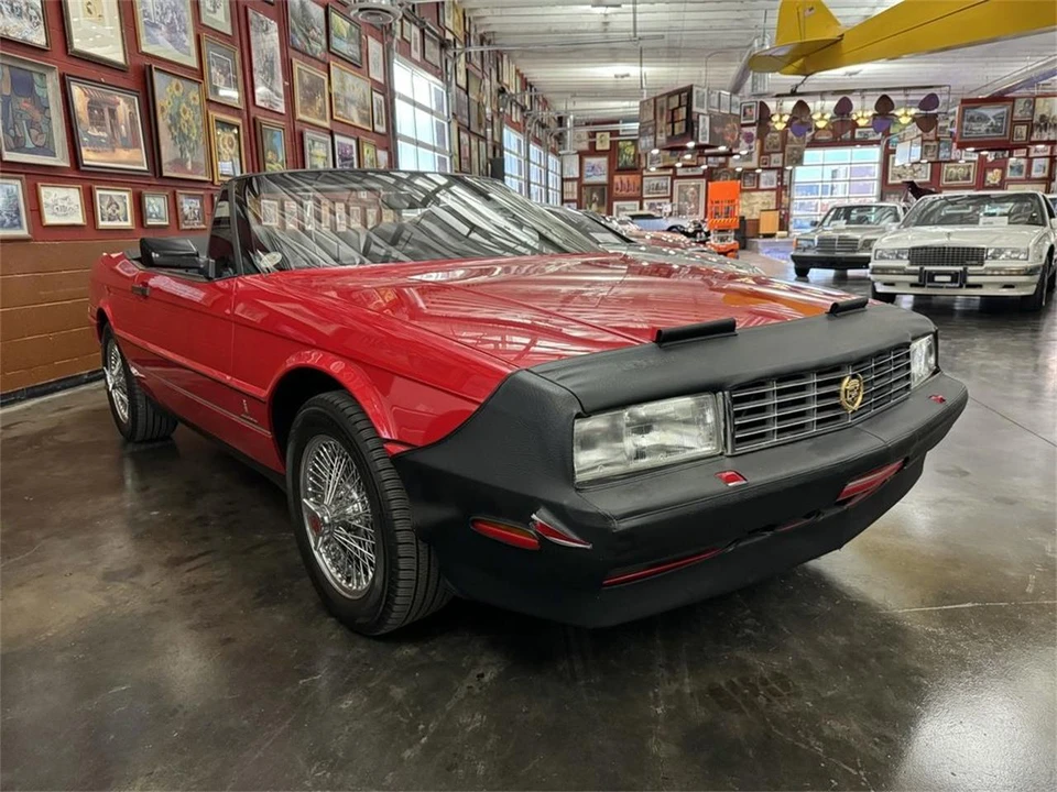 1992 Cadillac Allante - Image 5 of 17