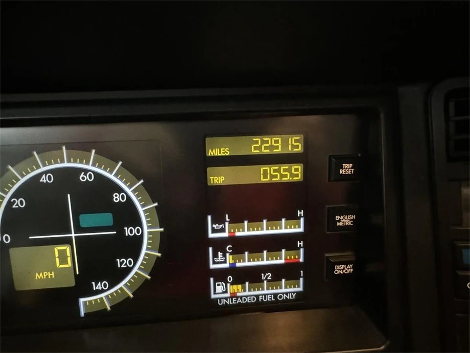 1992 Cadillac Allante - Image 11 of 17