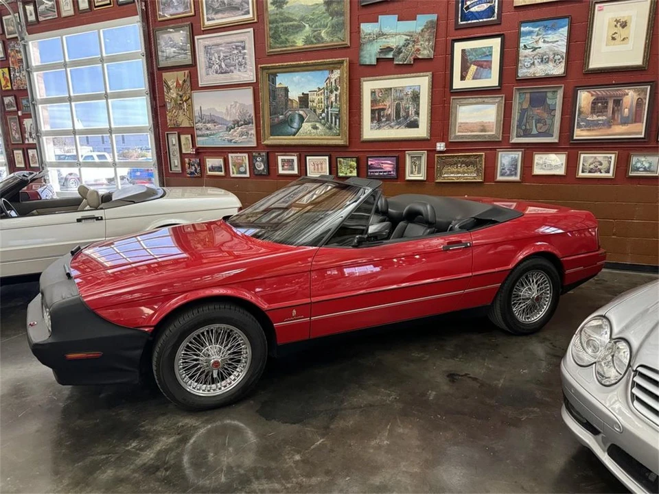 1992 Cadillac Allante - Image 4 of 17