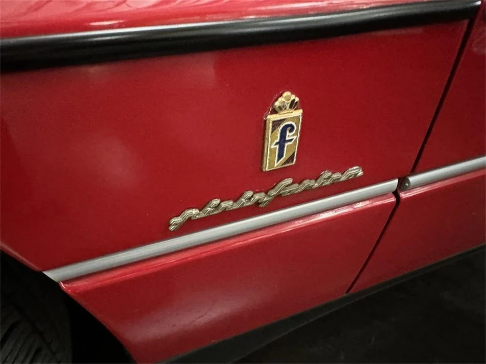 1992 Cadillac Allante - Image 10 of 17