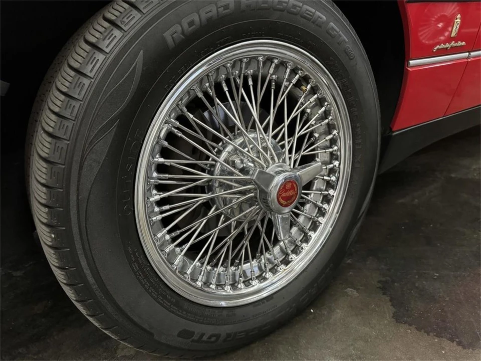 1992 Cadillac Allante - Image 9 of 17