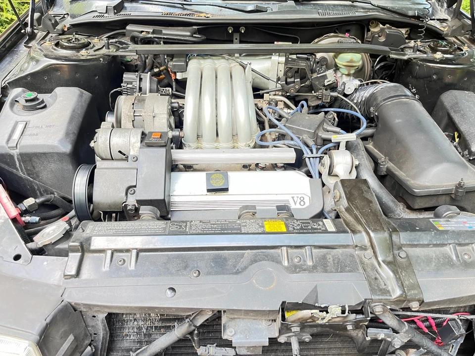 1992 Cadillac Allante - Image 13 of 16