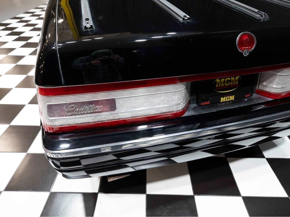 1992 Cadillac Allante - Image 21 of 31