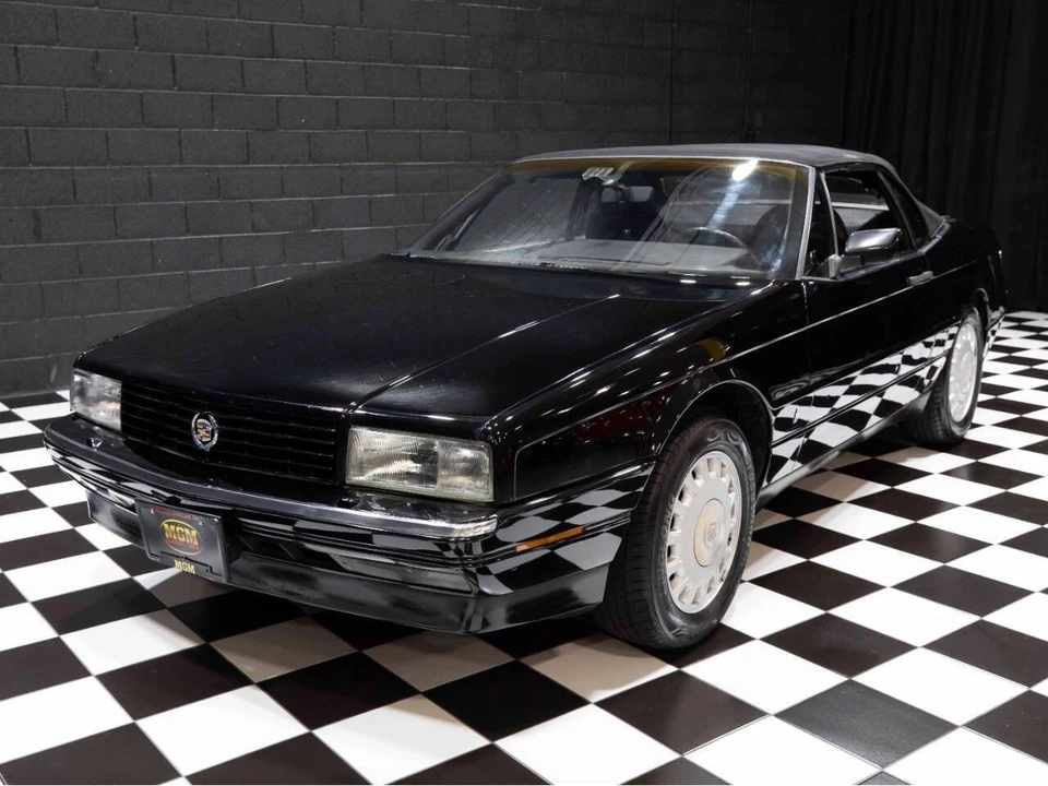 1992 Cadillac Allante - Image 5 of 31