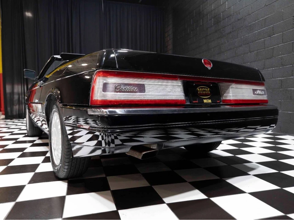 1992 Cadillac Allante - Image 22 of 31