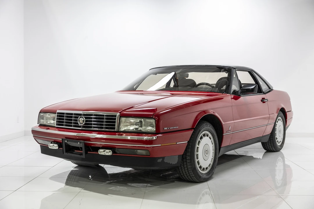 1992 Cadillac Allante - Image 2 of 31