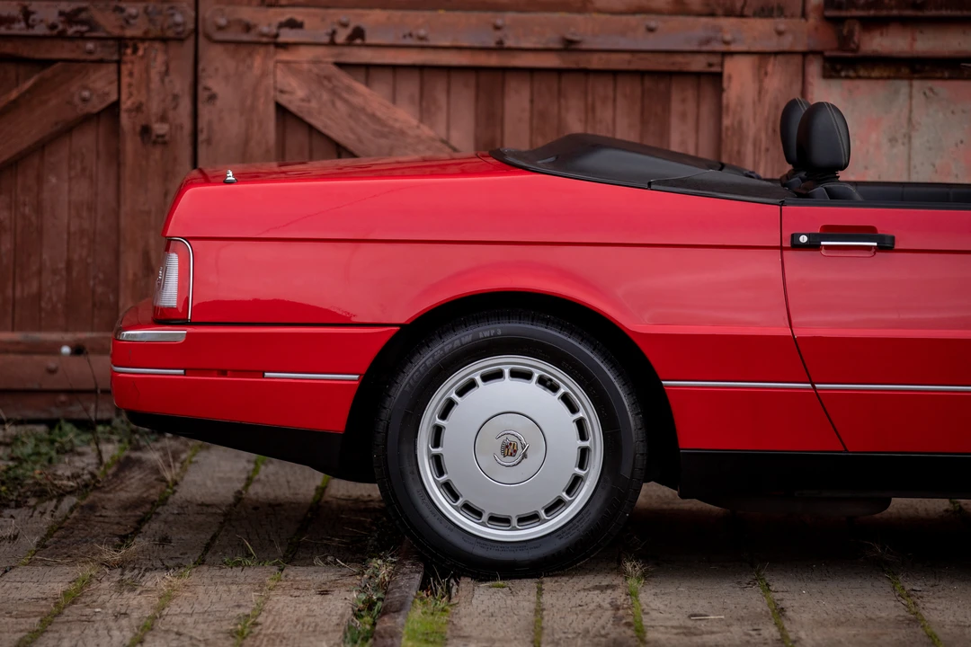 1992 Cadillac Allante - Image 18 of 31