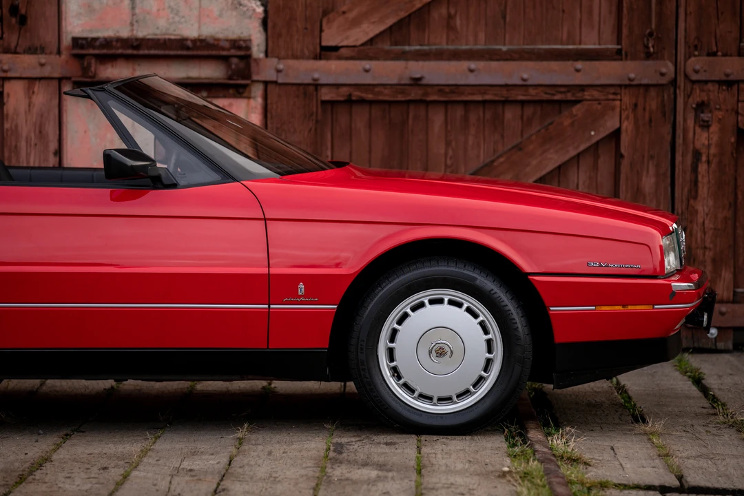 1992 Cadillac Allante - Image 19 of 31