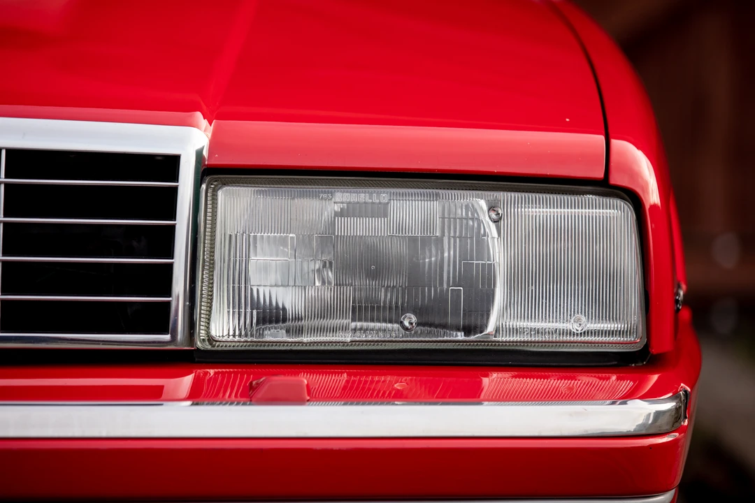1992 Cadillac Allante - Image 25 of 31