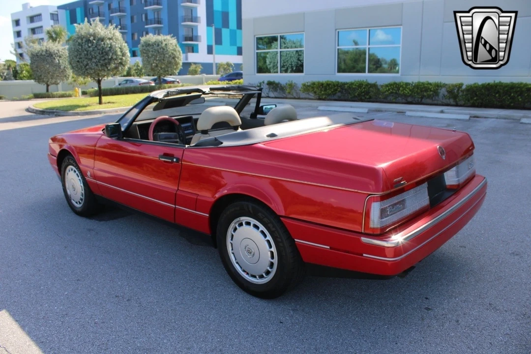 1992 Cadillac Allante - Image 8 of 12
