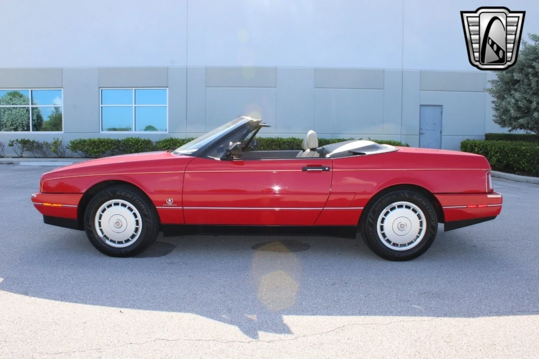 1992 Cadillac Allante - Image 7 of 12