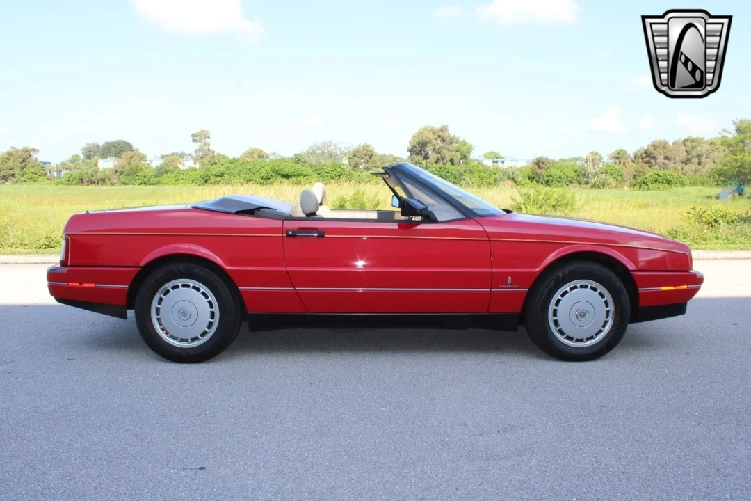 1992 Cadillac Allante - Image 11 of 12