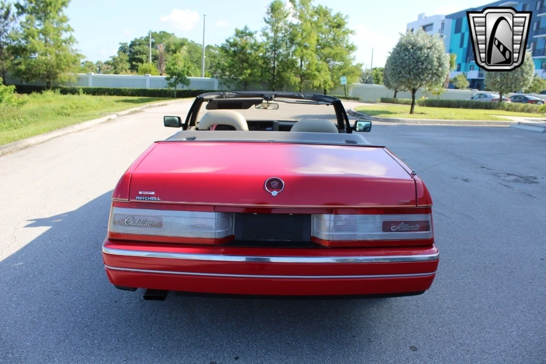 1992 Cadillac Allante - Image 9 of 12