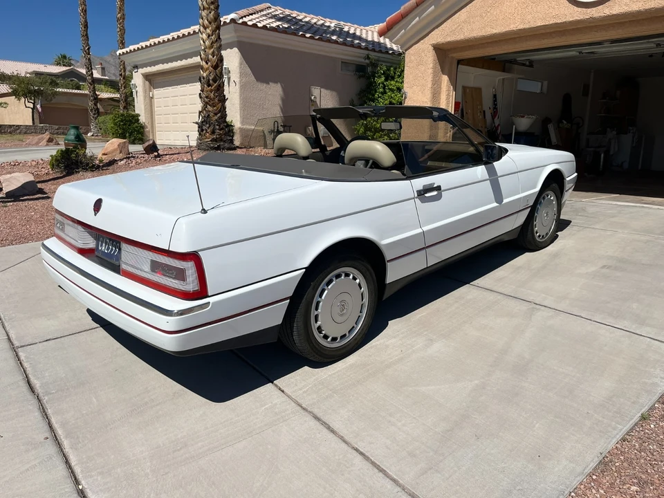 1992 Cadillac Allante - Image 7 of 11