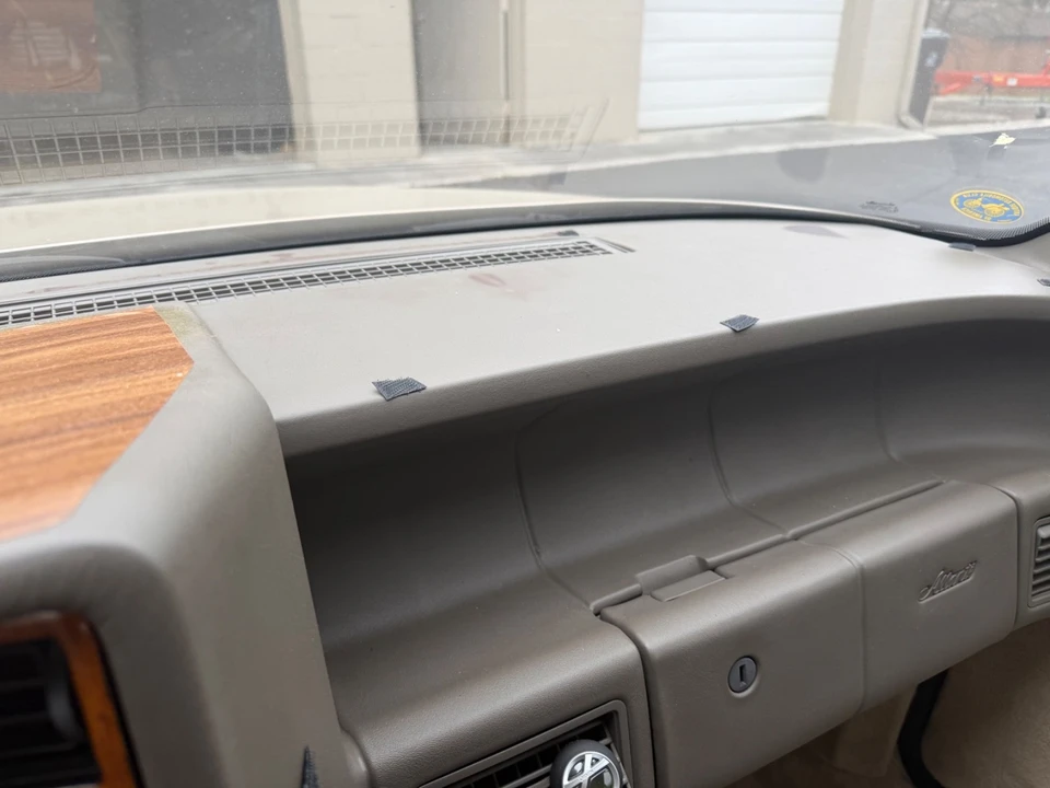 1992 Cadillac Allante - Image 16 of 18
