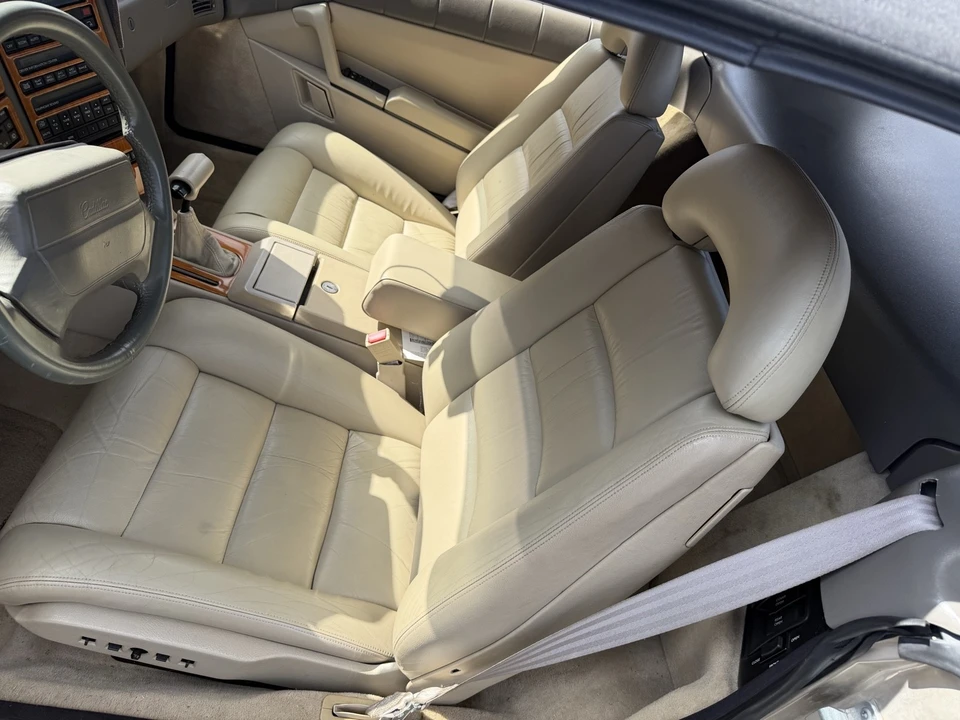 1992 Cadillac Allante - Image 7 of 18