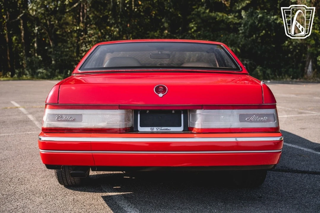 1992 Cadillac Allante - Image 15 of 21