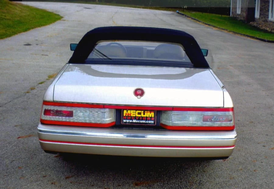 1992 Cadillac Allante - Image 3 of 8