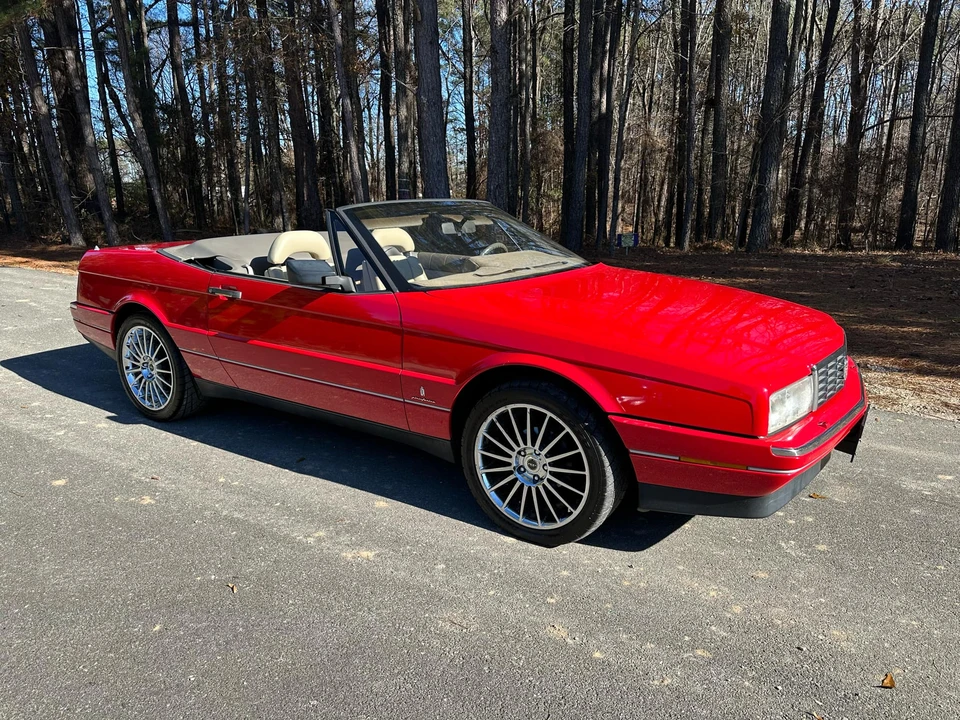1992 Cadillac Allante - Image 2 of 31