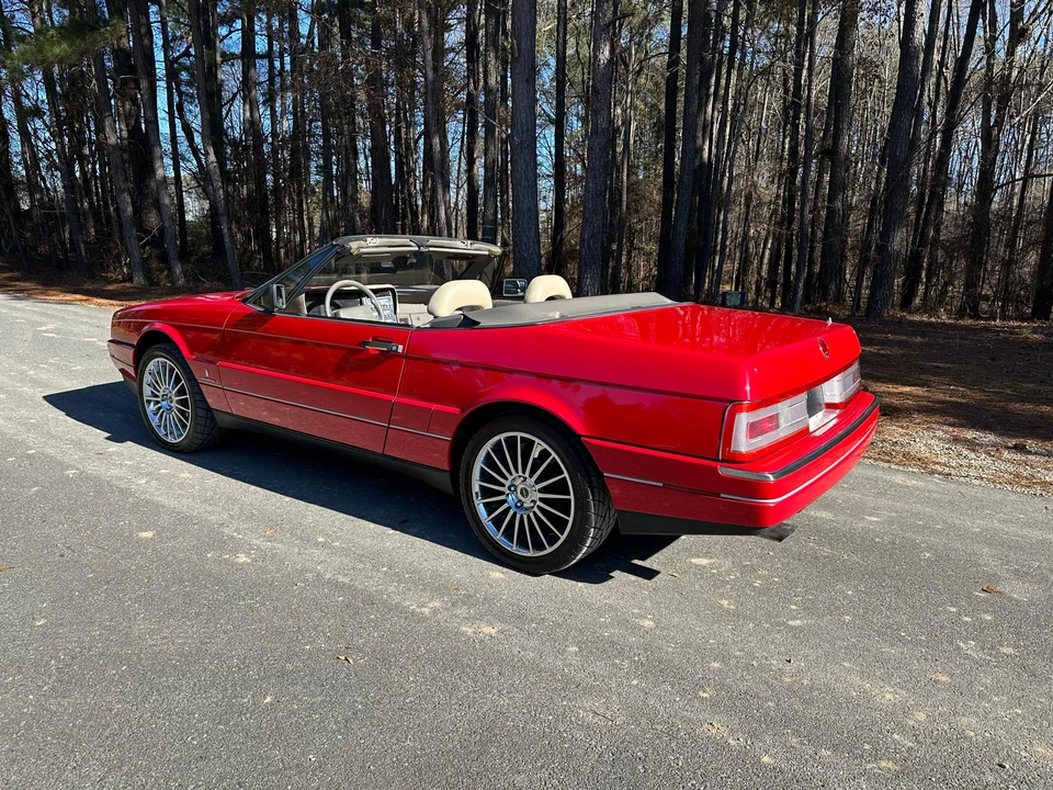 1992 Cadillac Allante - Image 5 of 31