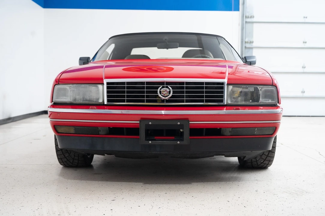 1992 Cadillac Allante - Image 9 of 31