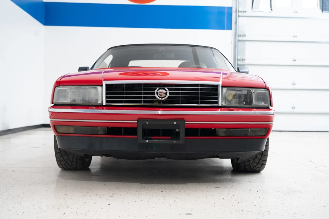 1992 Cadillac Allante - Image 10 of 31