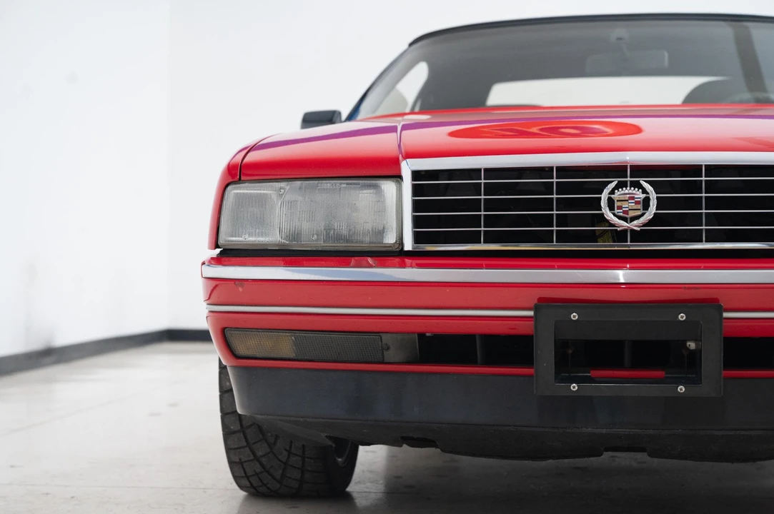 1992 Cadillac Allante - Image 30 of 31