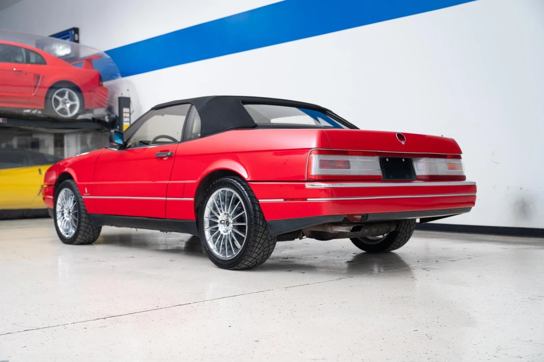 1992 Cadillac Allante - Image 17 of 31