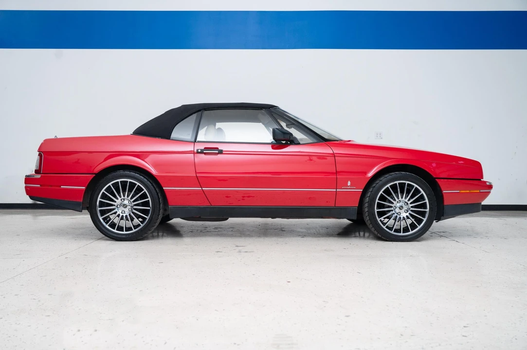 1992 Cadillac Allante - Image 12 of 31
