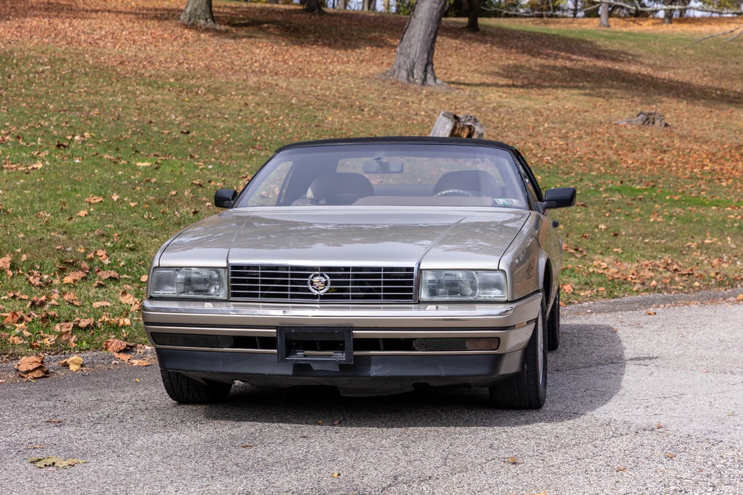 1992 Cadillac Allante - Image 13 of 31