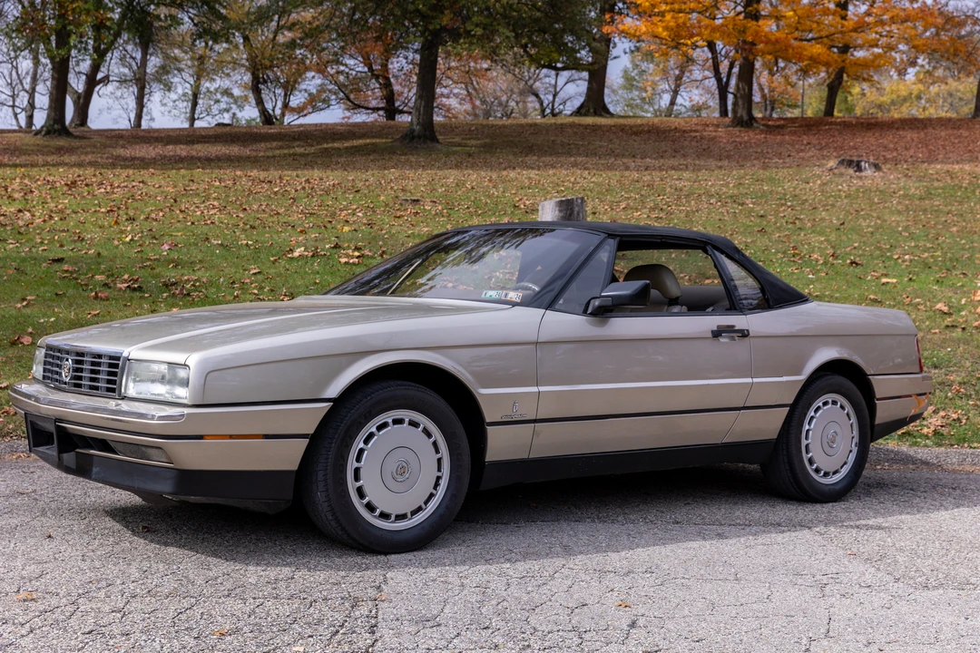 1992 Cadillac Allante - Image 12 of 31