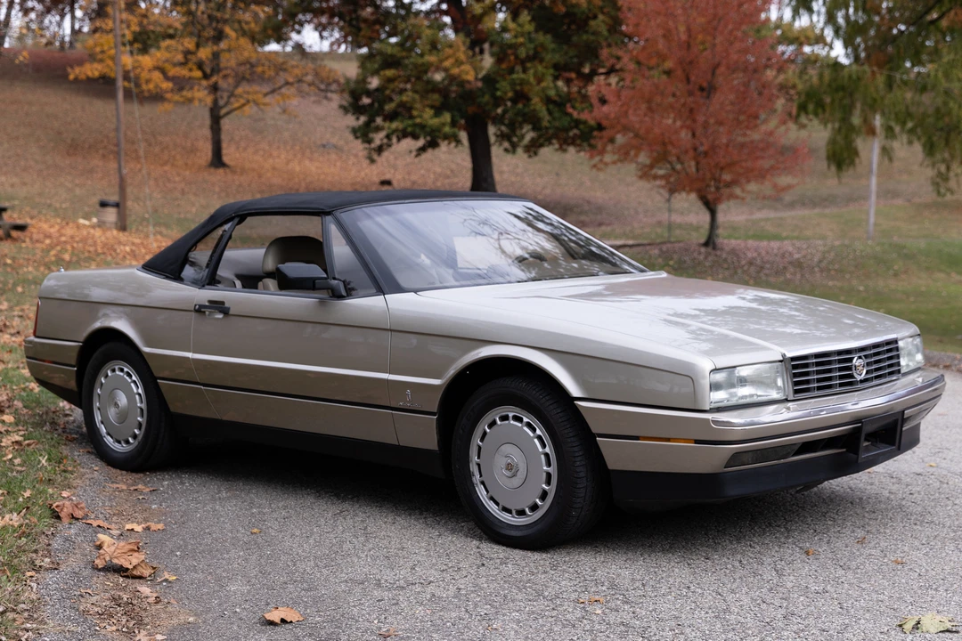 1992 Cadillac Allante - Image 17 of 31