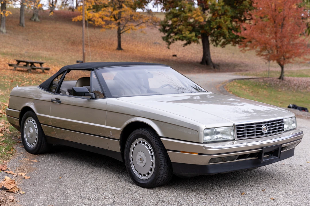 1992 Cadillac Allante - Image 18 of 31